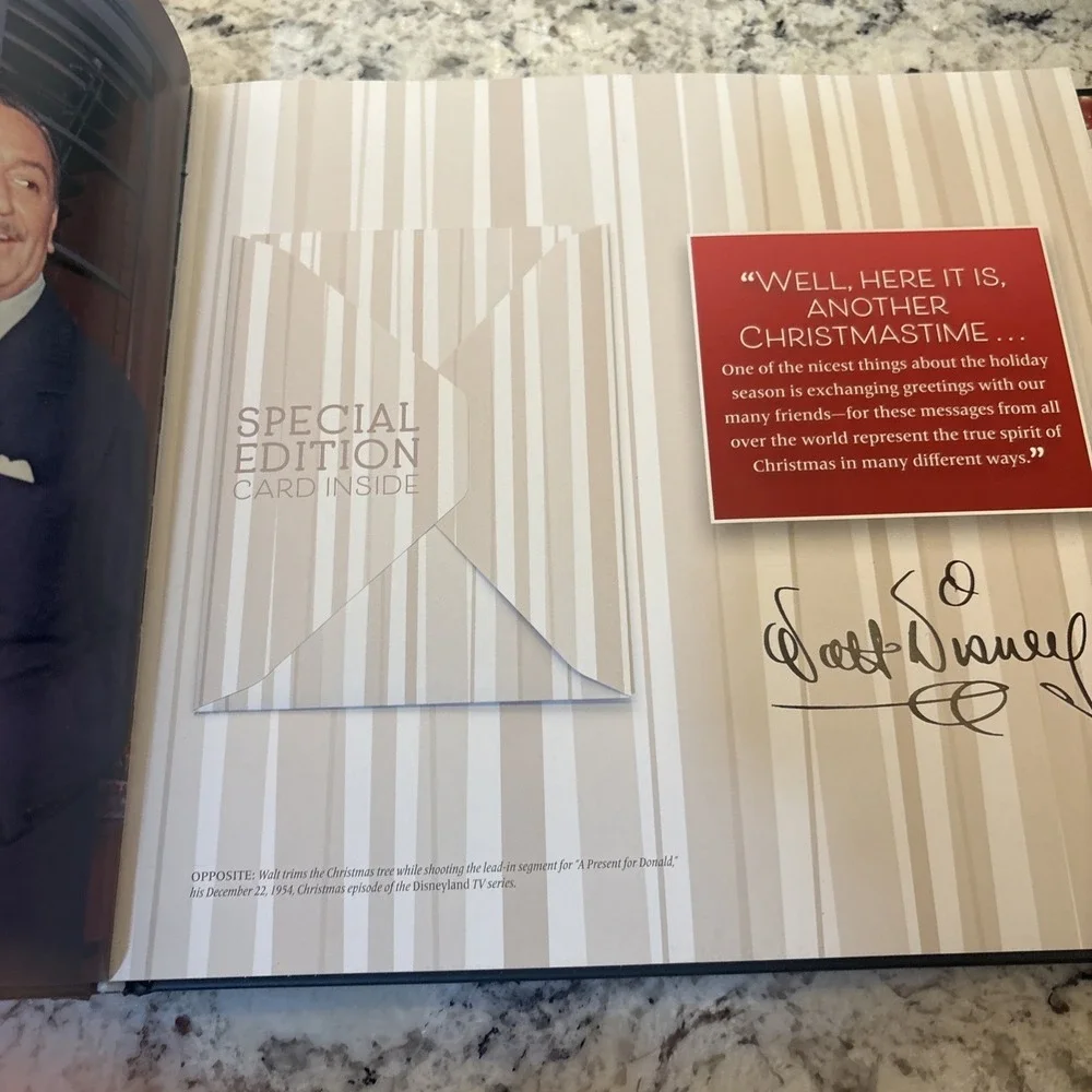 The Disney Christmas Card Book, 2018, Disney Fan Club 2018 All Cards In Book